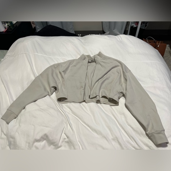 Zara Stone Cropped Zip Up - Picture 1 of 2